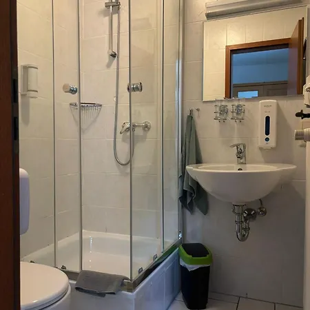 Altes Bierhaus Zimmervermietung 컨트리하우스