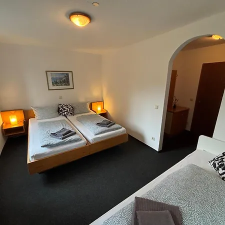 Altes Bierhaus - Private Zimmervermietung * Arzbach