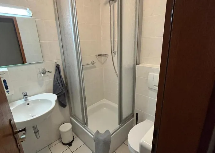 Altes Bierhaus Zimmervermietung カントリーハウス *